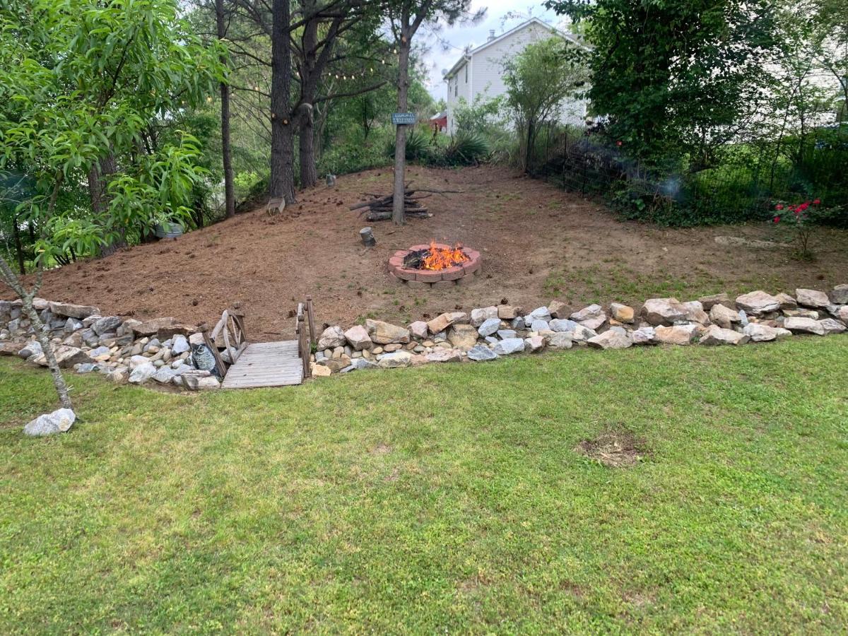 Captivating Home Near Downtown Atl Conley المظهر الخارجي الصورة